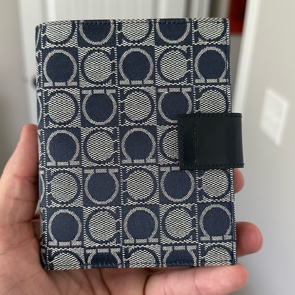 Salvatore Ferragamo Wallet Gancio Navy Gray Canvas Leather Bi-Fold Ladies - Picture 4 of 15